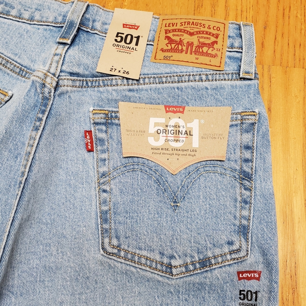 NEW Levi's 501 Original High Rise Cropped Jeans - Picture 10 of 10